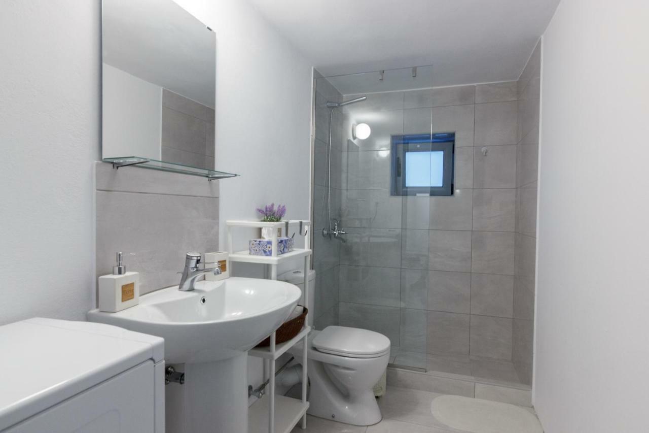 Infinity Apartment Леонидион Экстерьер фото